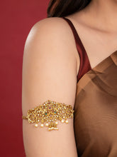 Intricate Filigree Armlet Design