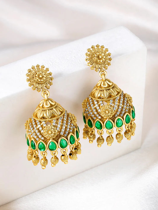 Chic Crystal Clear Kundan Jhumka Earrings