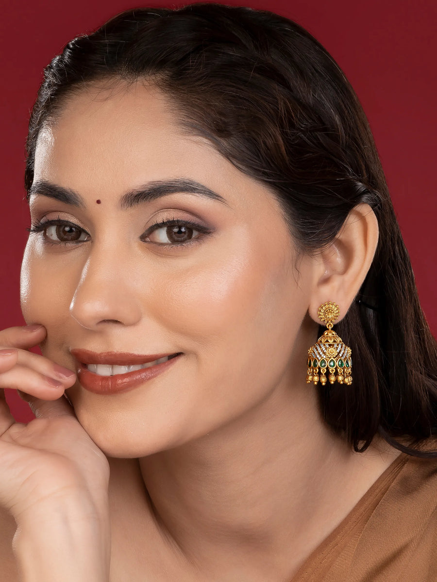 Chic Crystal Clear Kundan Jhumka Earrings