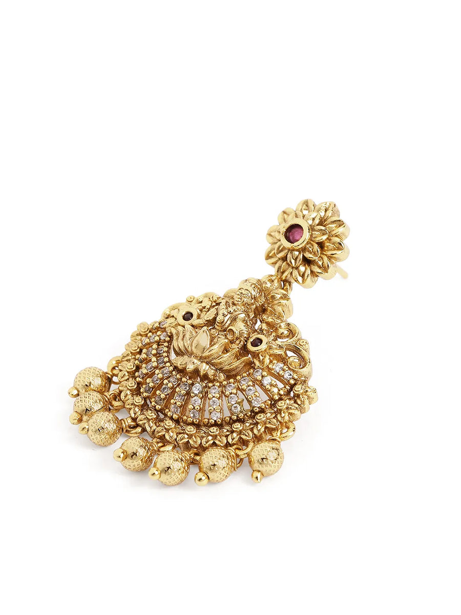 Rajnandini Lakshmi Pendant Necklace Set