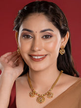 Kundan Studded Drop Necklace Set