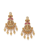 Elegant Floral Design Necklace Set