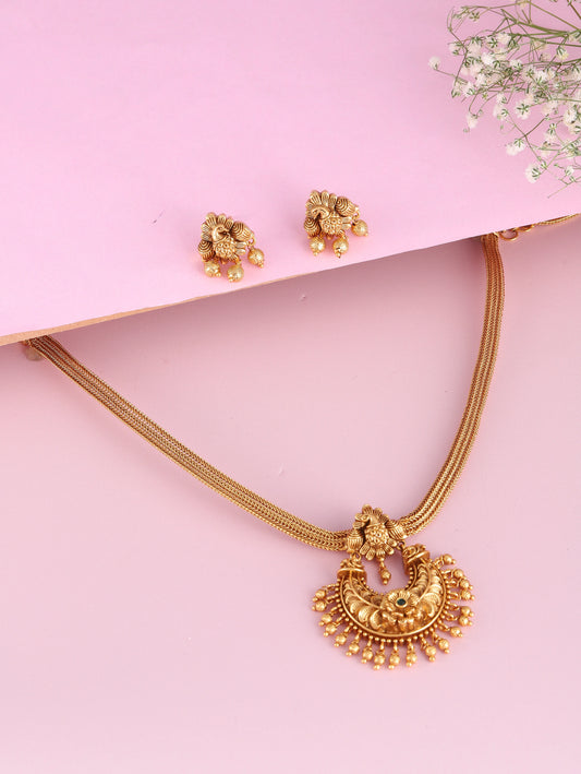 Traditional Floral Motif Necklace Set