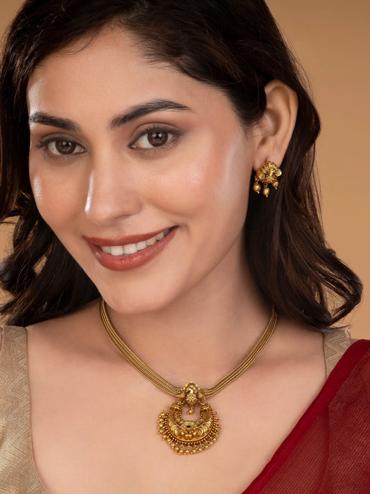 Traditional Floral Motif Necklace Set