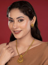 Ornate Floral Filigree Necklace Set