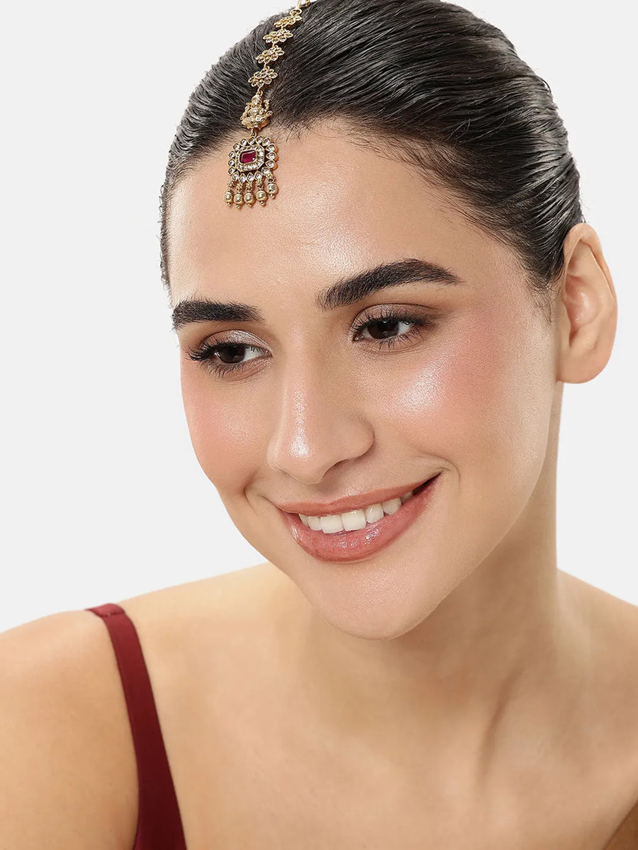 Goddess Motif Crystal Stone Maangtikka