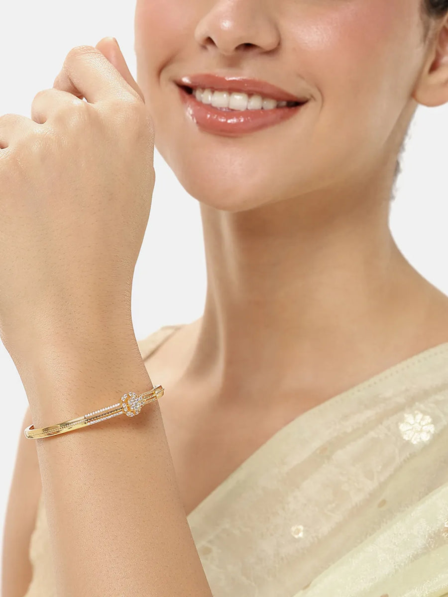 CZ Stone Bracelet for Classic Look - Gold
