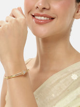 CZ Stone Bracelet for Classic Look - Gold
