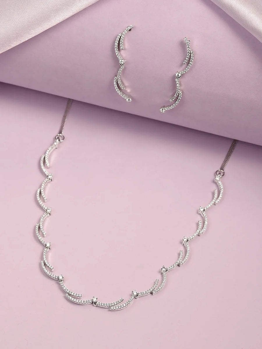 Contemporary Fusion Stylish Necklace Set