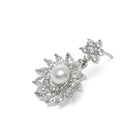 Graceful Floral Pearl Necklace Set