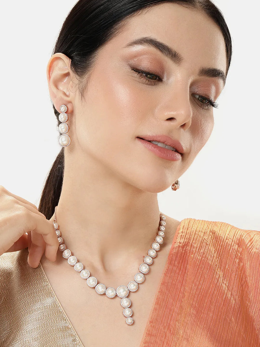 Pearl Necklace Set with Timeless Charm