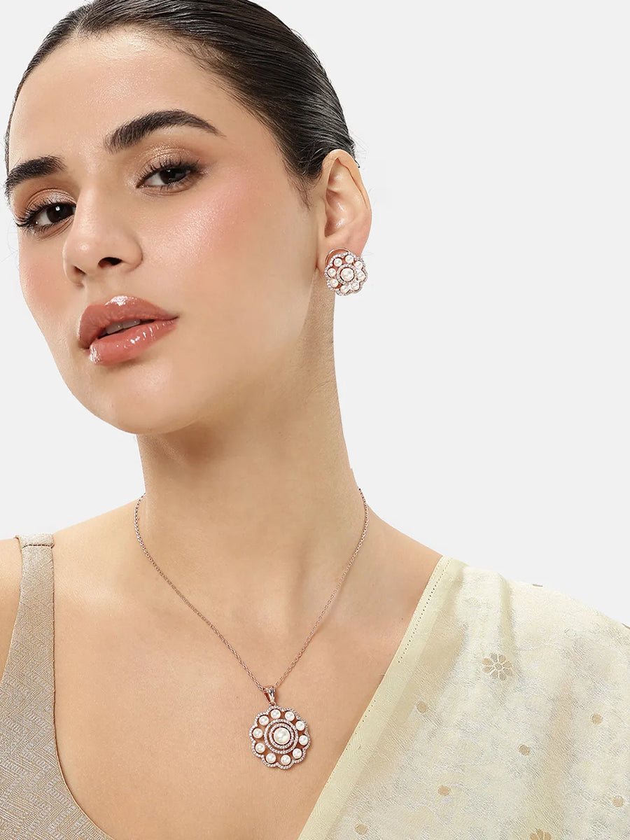 Glowing Bloom Pearl Pendant Set