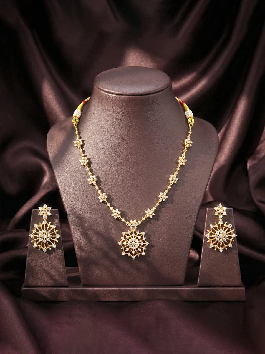 Peora Floral Radiant Petal Necklace Set - Gold