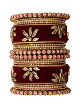 Emerald Charms Silk Threaded Bangles