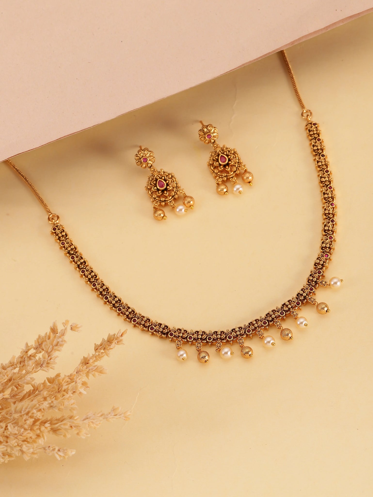 Royal Temple Choker with Dangling Pearls