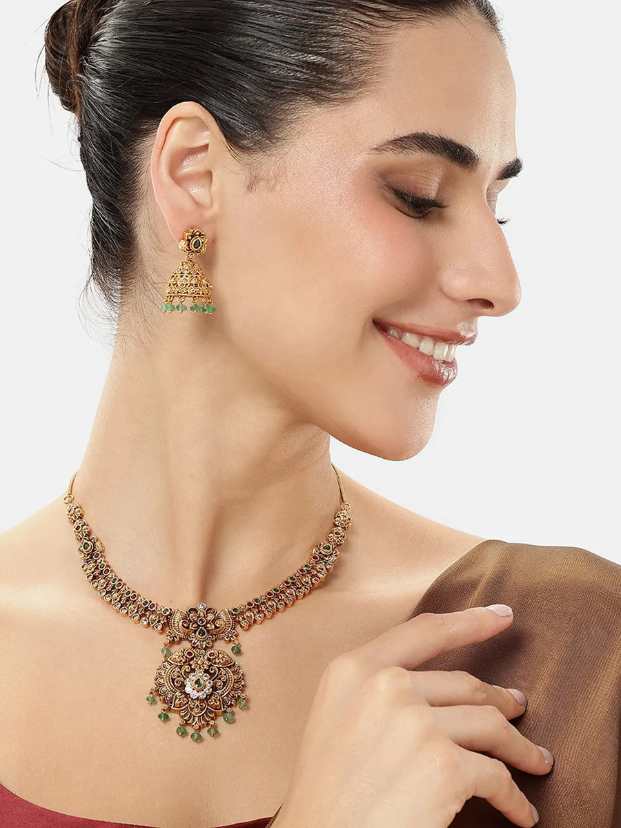 Heritage Floral Accents Necklace Set