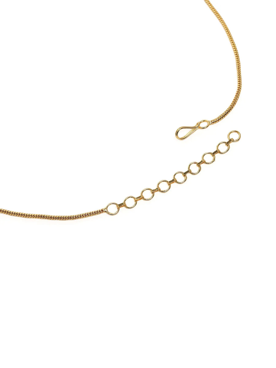 Chic Floral Motif Necklace Set