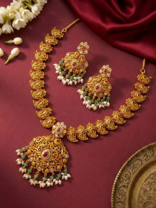 Heritage Kari Motif Gold Royal Temple Set