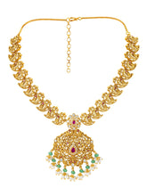 Heritage Kari Motif Gold Royal Temple Set