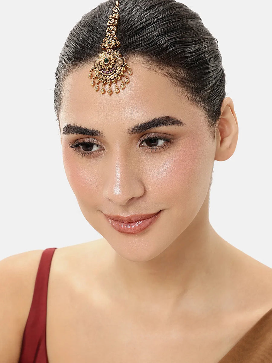 Floral Filigree Design Maangtikka