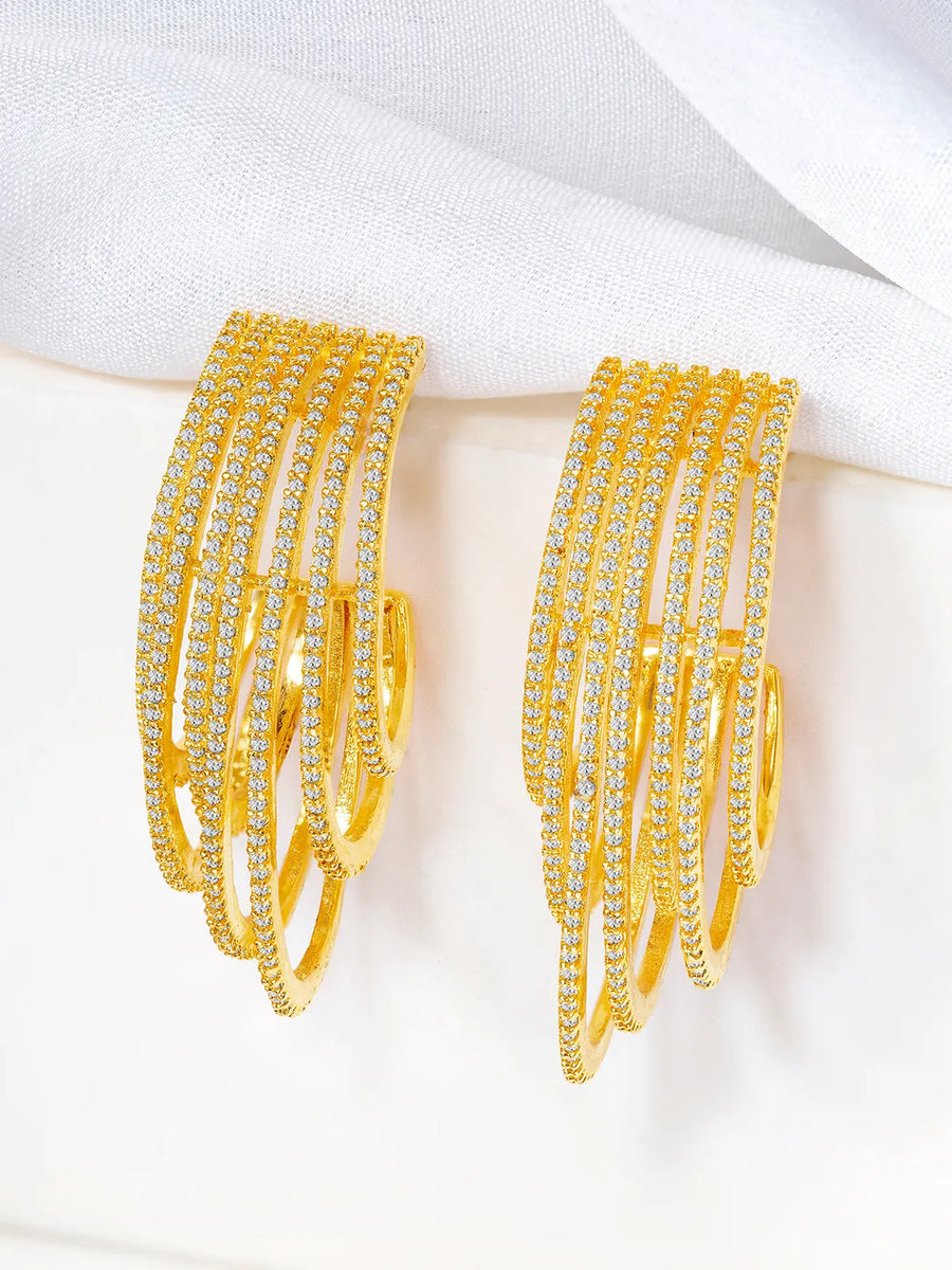 Modern Layered Drop Earrings Look - Gold