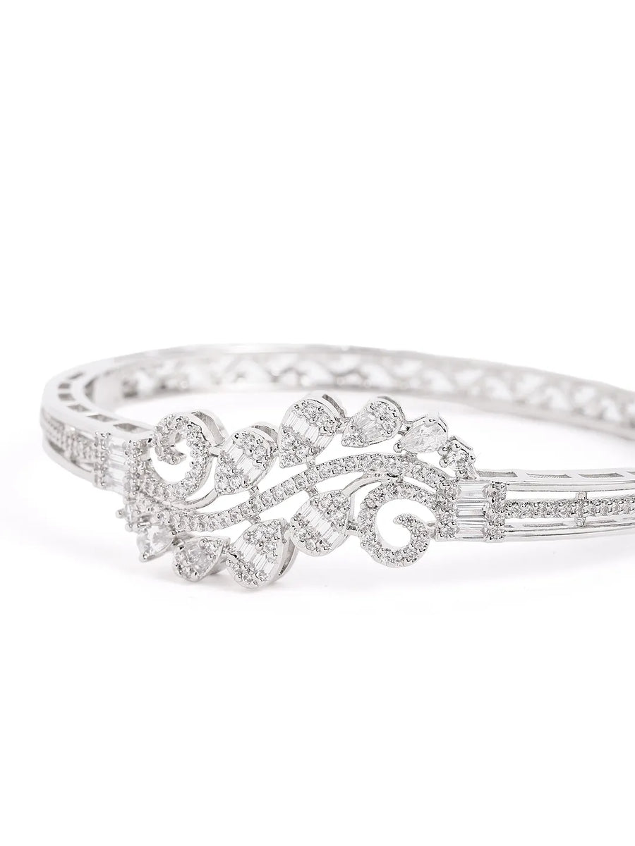 Delicate Kada Featuring Leaf CZ Patterns