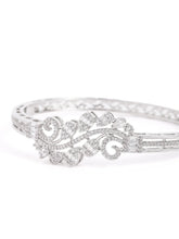 Delicate Kada Featuring Leaf CZ Patterns