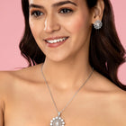 Star Petal Sparkling Pendant Set