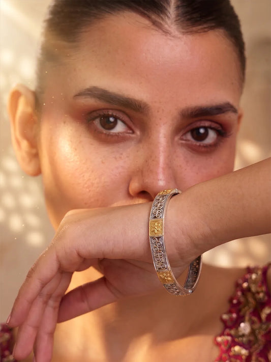 Peora Floral Elegance Oxidised Bangles - Silver