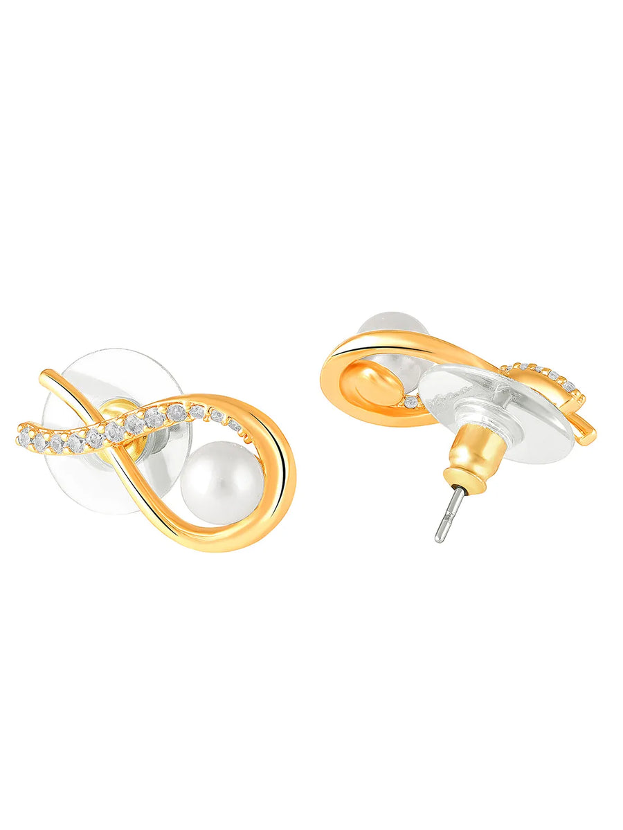 Pearl Stud Earrings – Timeless & Elegant Styles | Peora