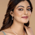 Dazzling Chic Necklace Earrings Set
