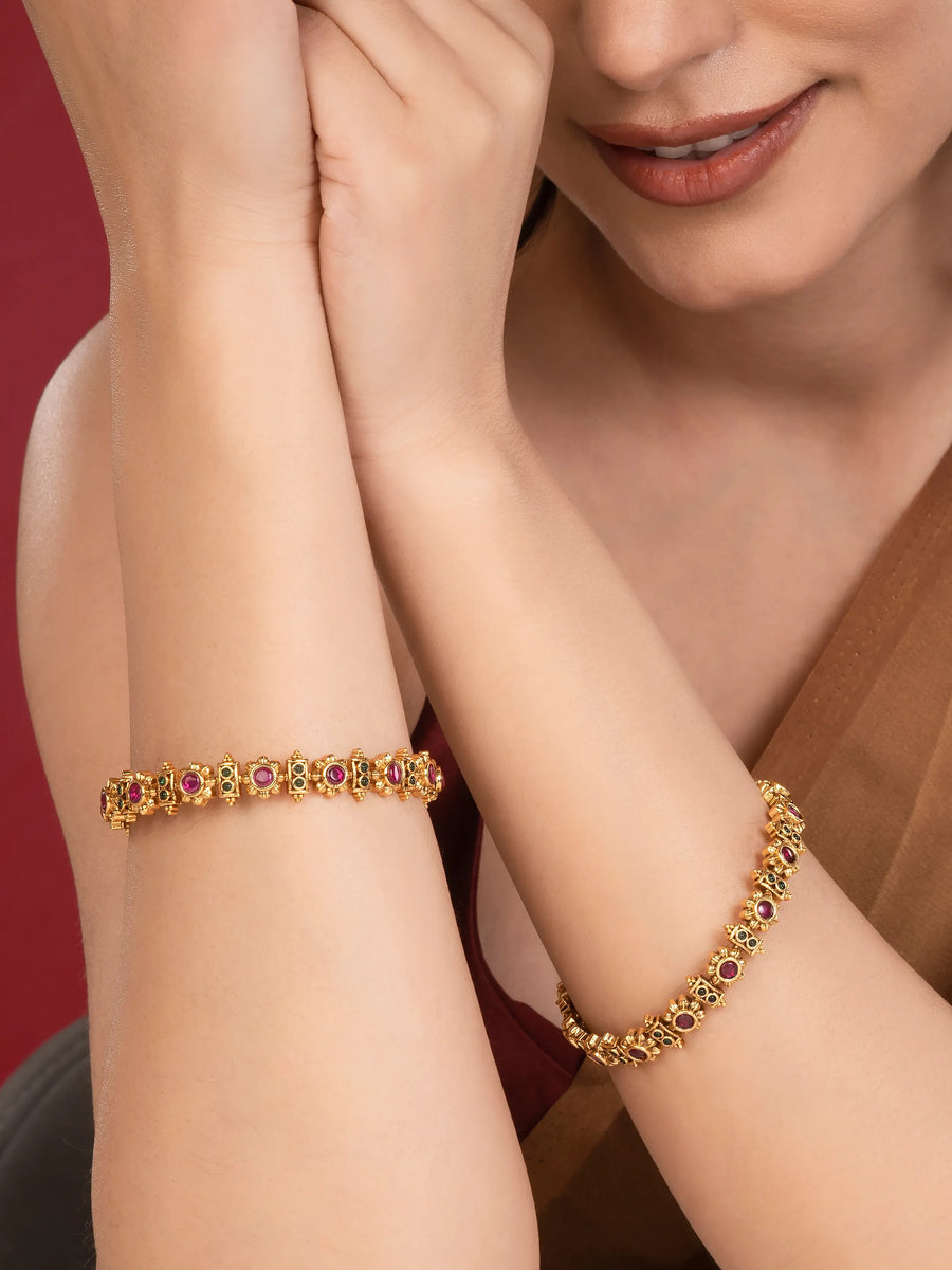 Graceful Bangles in Floral Stone Craft