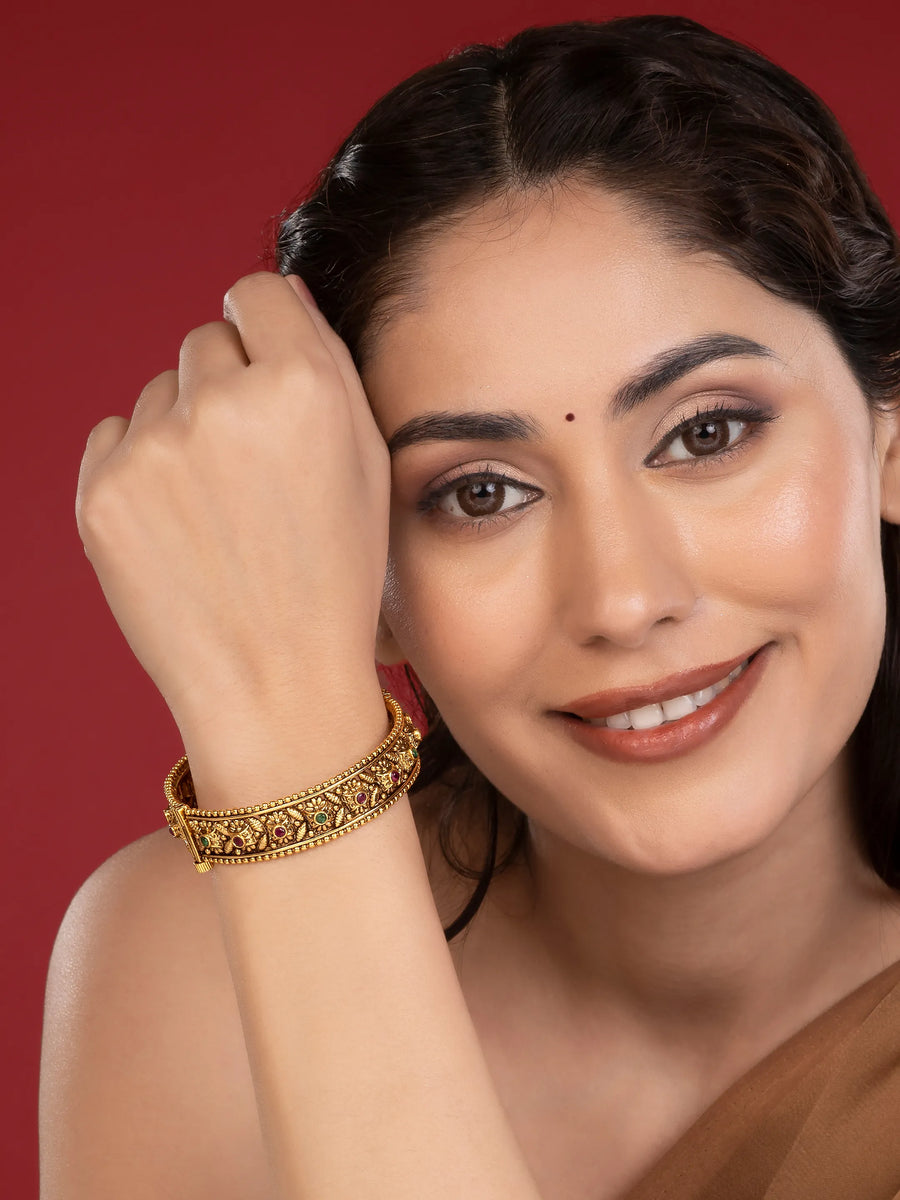 Heritage Kundan-Set Gold Bangle