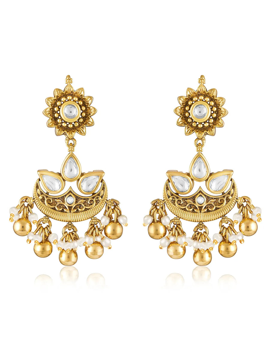 Earrings with Shine – Sparkling & Stylish | Peora