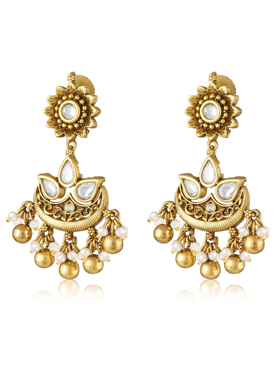 Earrings with Shine – Sparkling & Stylish | Peora