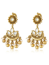 Earrings with Shine – Sparkling & Stylish | Peora