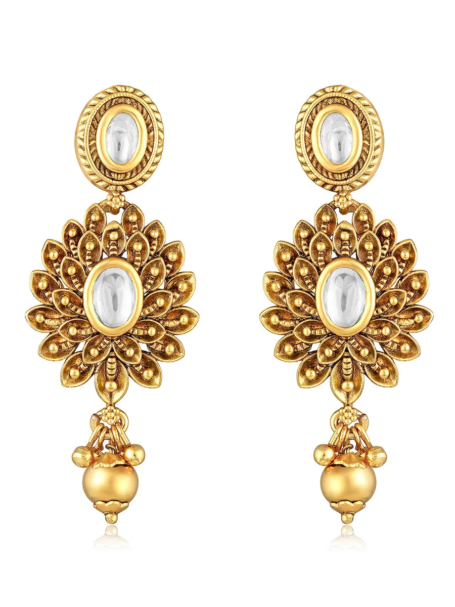 Pearl Drop Earrings – Elegant & Timeless | Peora