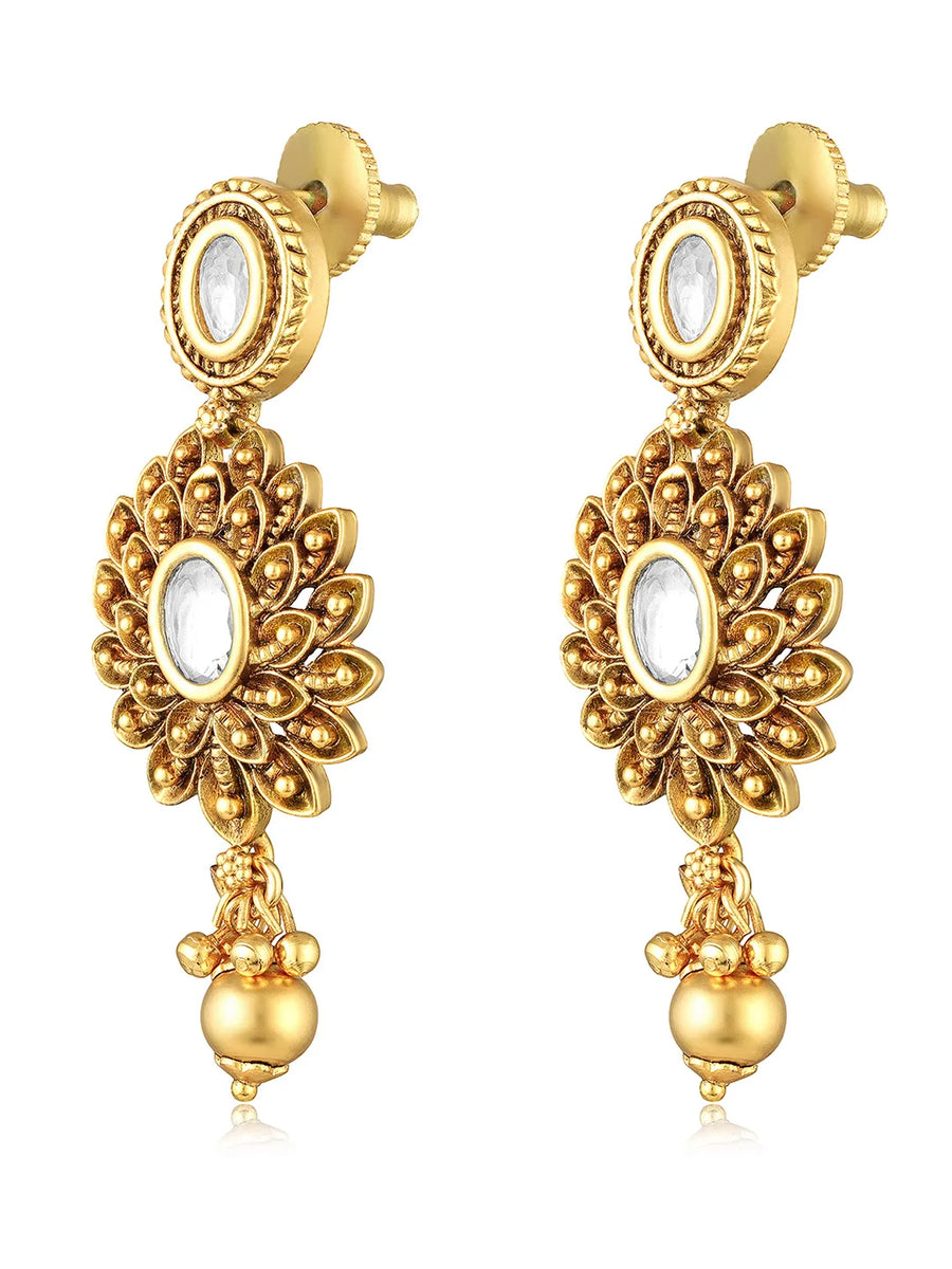 Pearl Drop Earrings – Elegant & Timeless | Peora
