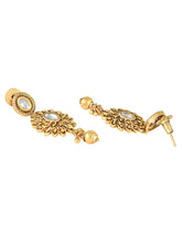 Pearl Drop Earrings – Elegant & Timeless | Peora