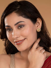Charming Kundan Floral Stud Earrings