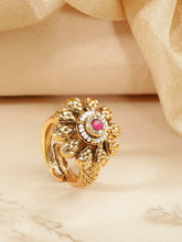 Design Floral Ring | Elegant Fashion Jewellery by Peora