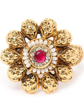 Design Floral Ring | Elegant Fashion Jewellery by Peora