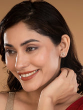 Glamorous Cluster Stud Earrings