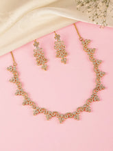 Intricate Swirl Pattern Necklace Set