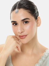 Classic Round CZ Maangtikka Design