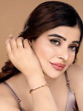 Chic Contemporary Textured Kada Bangle