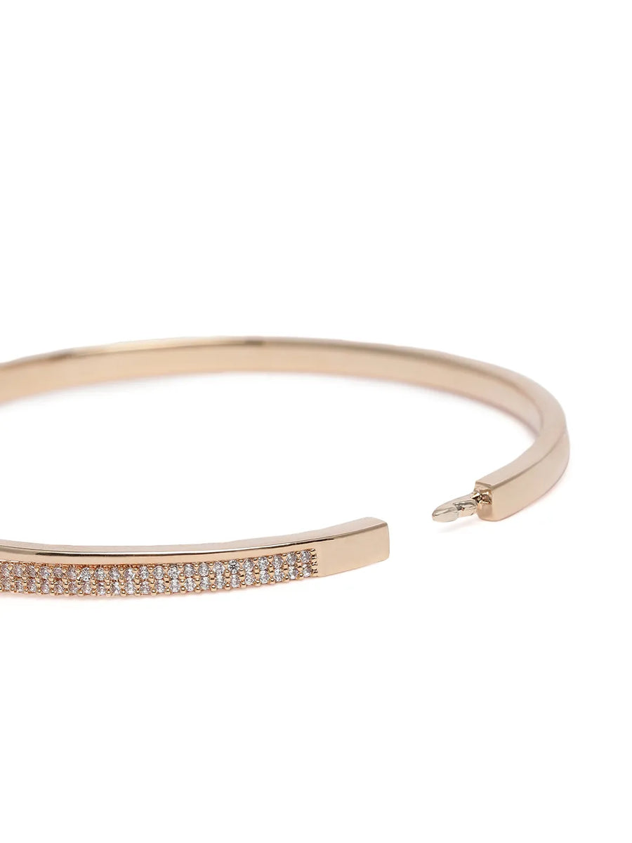 Chic Contemporary Textured Kada Bangle