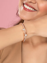 Parallel Gleam Sphere End Kada Bracelet