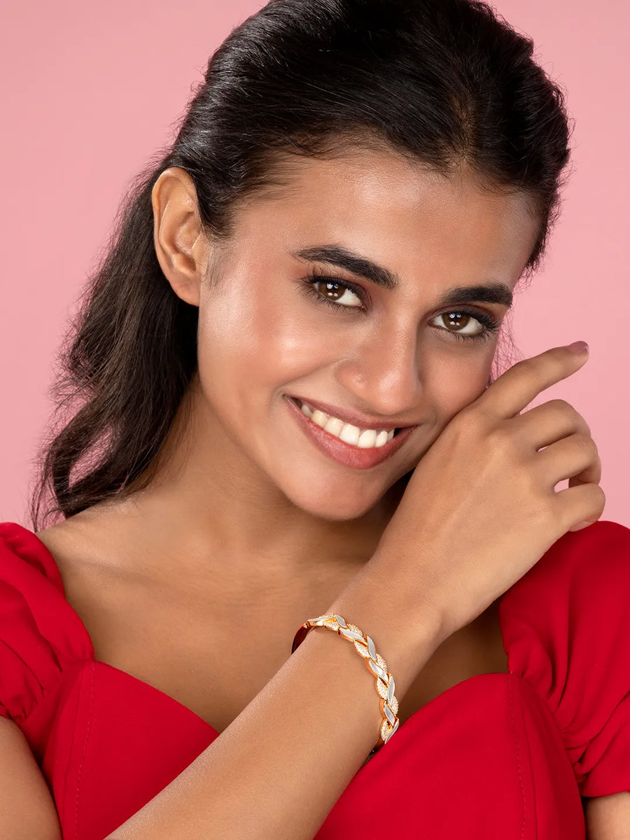 Contemporary Criss-Cross Kada Bracelet