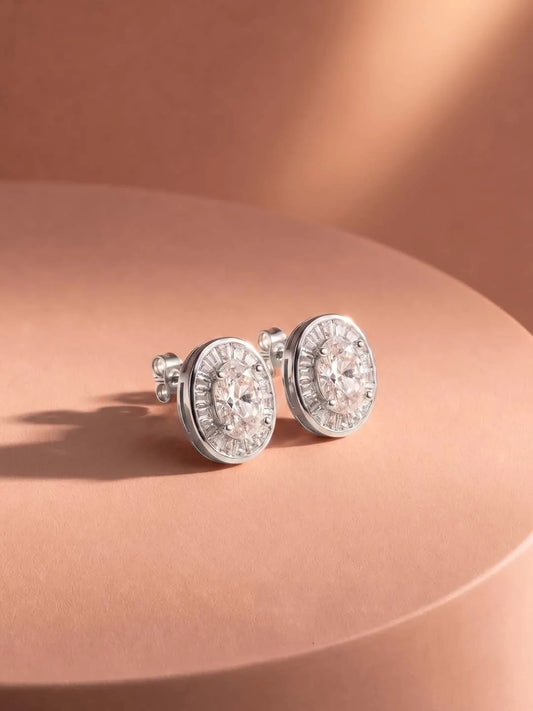Peora Classic Oval Stud Earrings - Silver